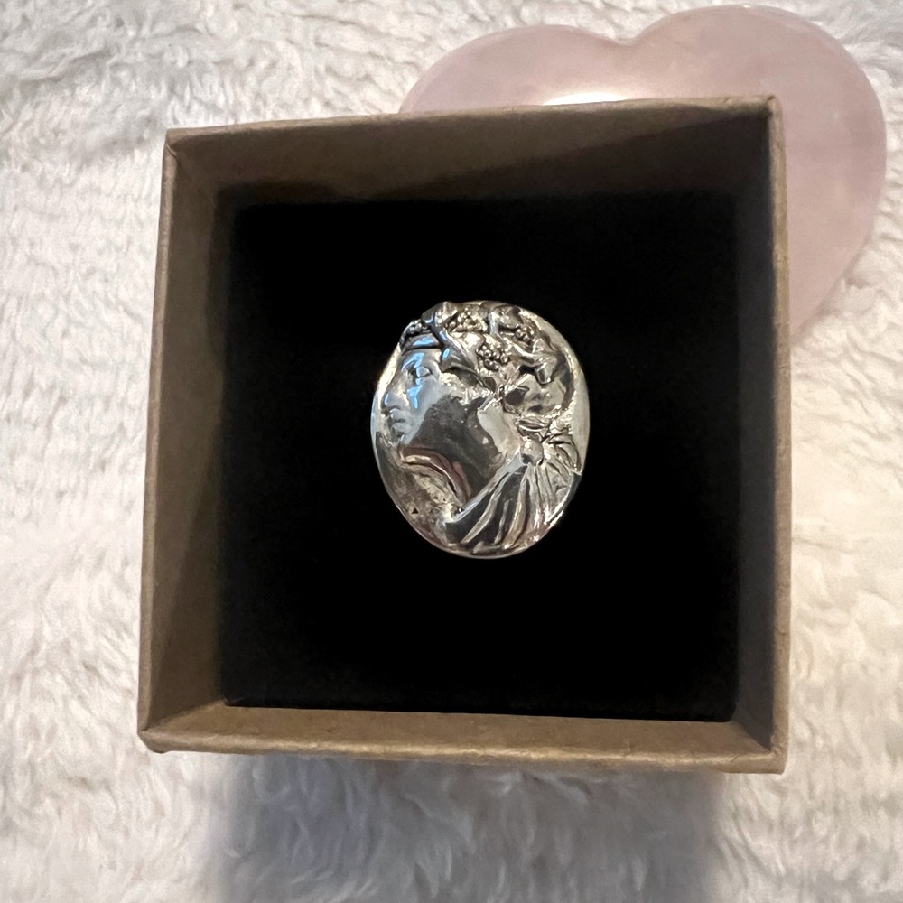 Very Rare Vintage Designer Urart Intaglio .925 Silver Ring